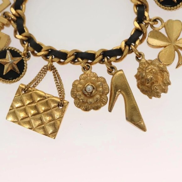 CHANEL Bracelet Metal Gold CC Auth 135948V - Picture 8 of 13